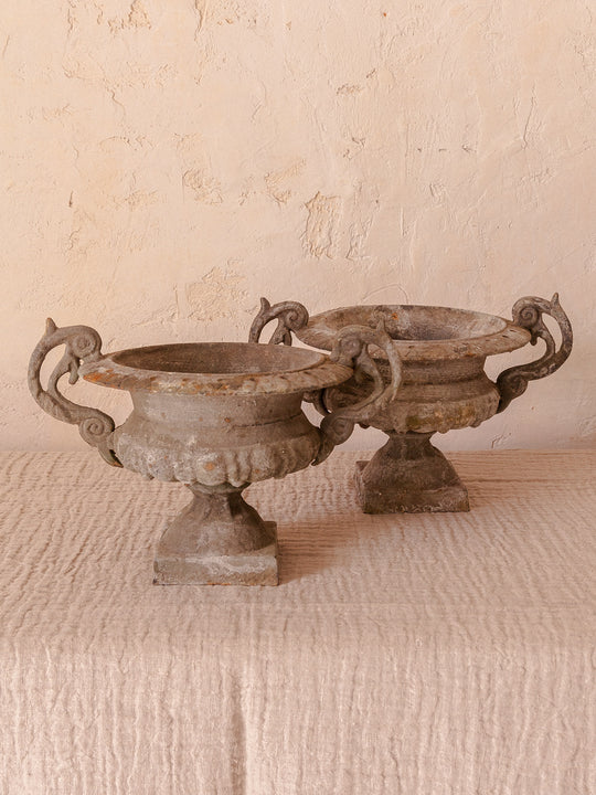 Pair of small iron cups from the 19th century
