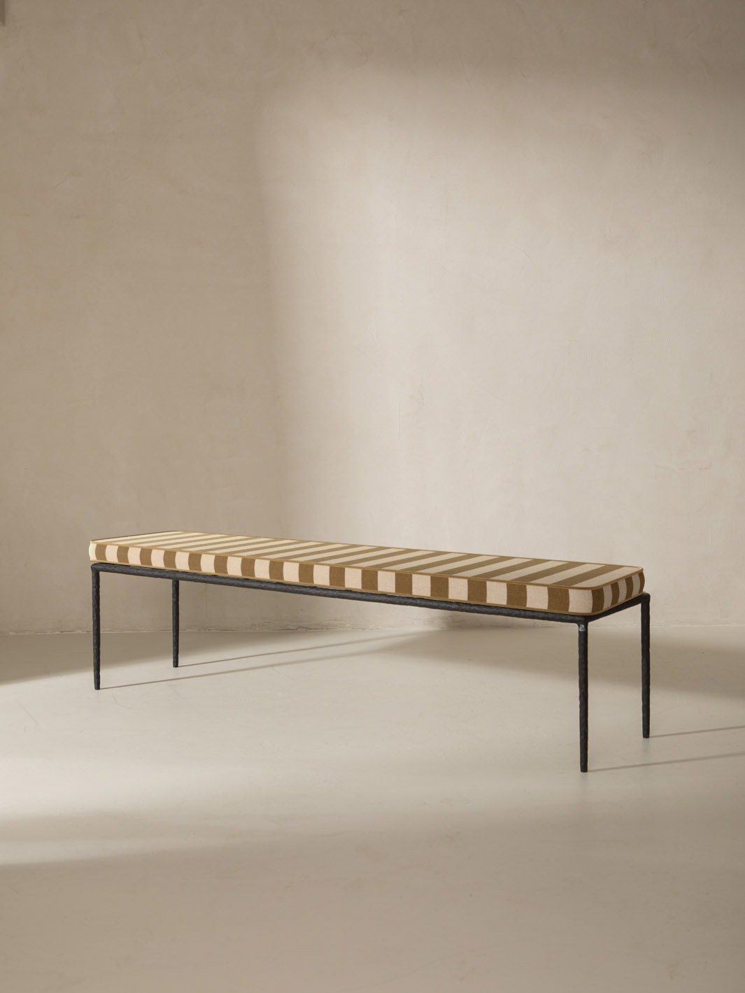 Medaillon bench cover 170cm Ochre and Beige