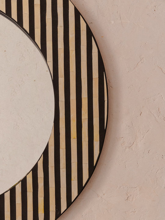 Africa marquetry mirror Ø115cm