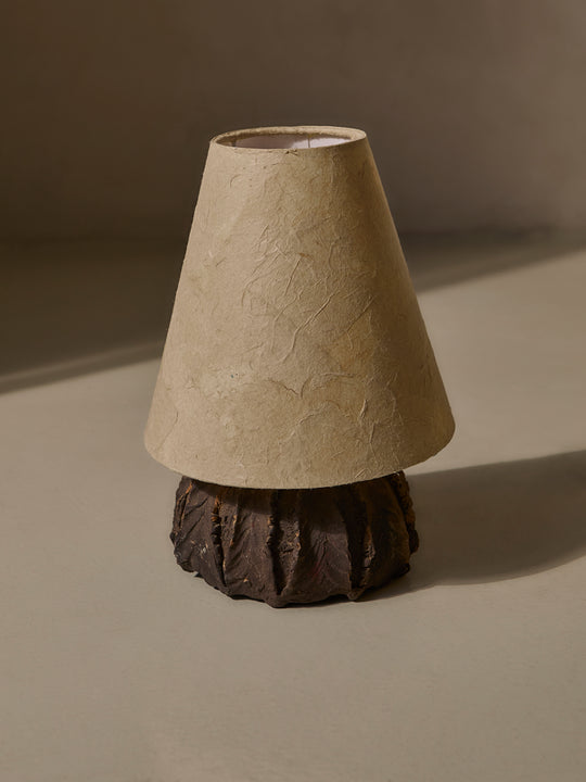 Nam Du Lámpara de mesa lino y cerámica