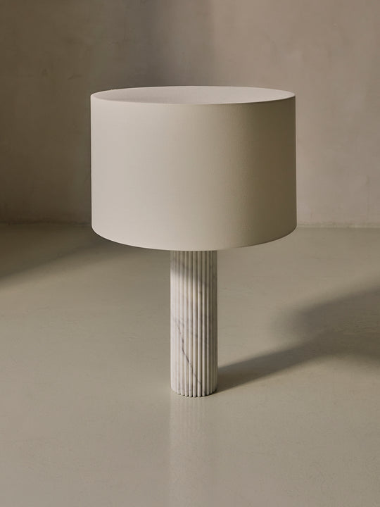 Lámpara Fluta mármol Simone & Marcel