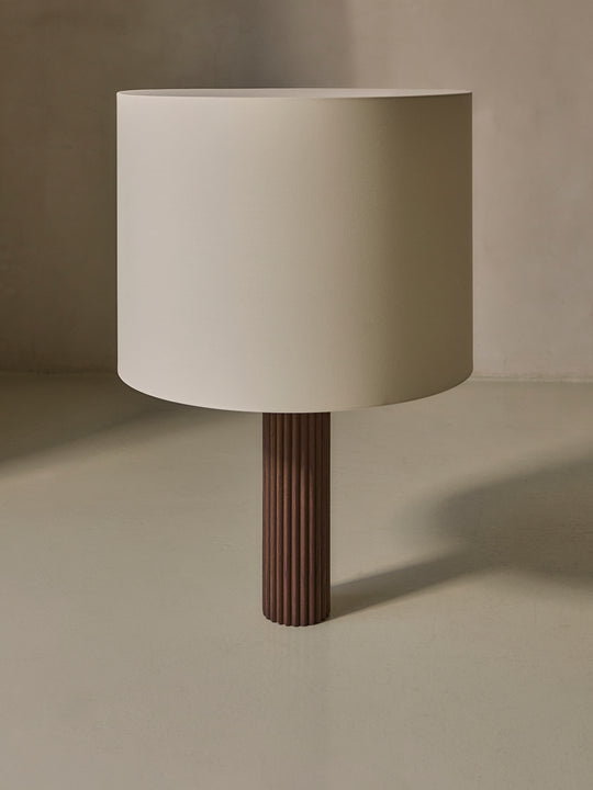 Lámpara Fluta nogal Simone & Marcel