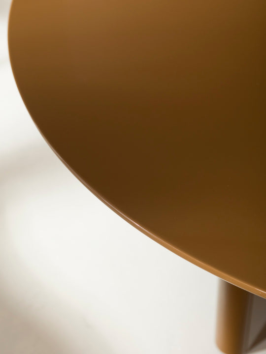Caramel Lacquered Table 130Ø