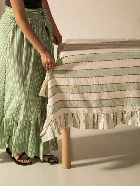 Marionette tablecloth pistachio