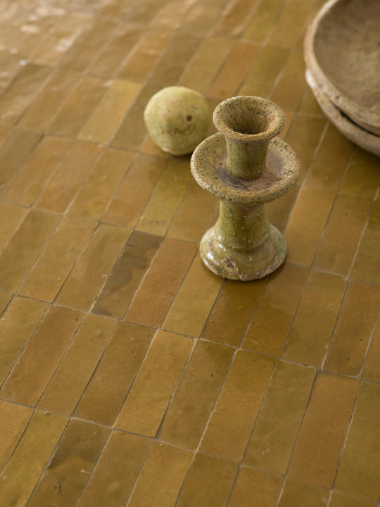 Zellige Minimal Olive Table