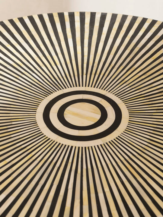 Mesa tríptico marquetería África 130Ø