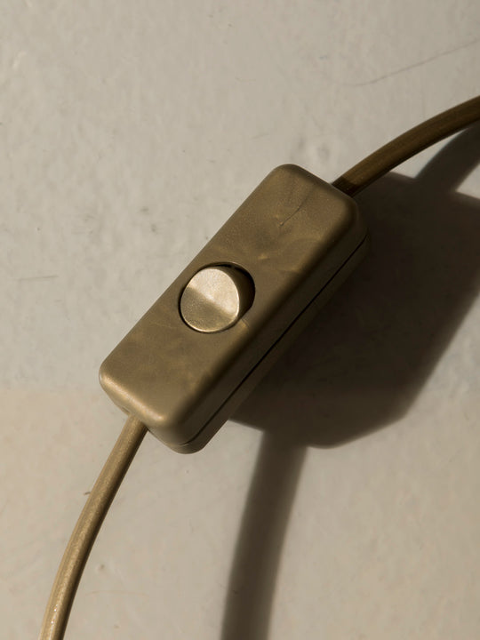 Lámpara sobremesa murano teja y latón