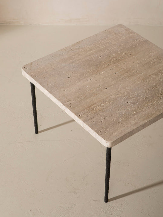 Arrow Martelé Table 60x60x40cm