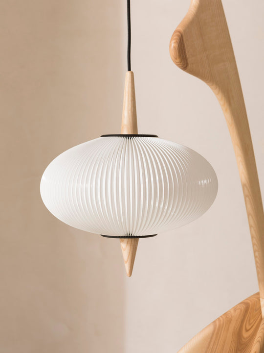 Lámpara "Mantis Religiosa" #14.950 de Rispal Fresno