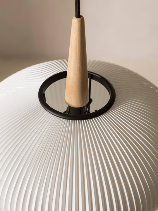 Lámpara "Mantis Religiosa" #14.950 de Rispal Fresno