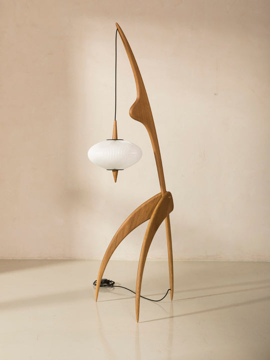 Lámpara "Mantis Religiosa" #14.950 de Rispal Roble