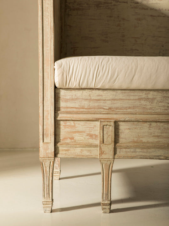 Gustavian Bank 19th century