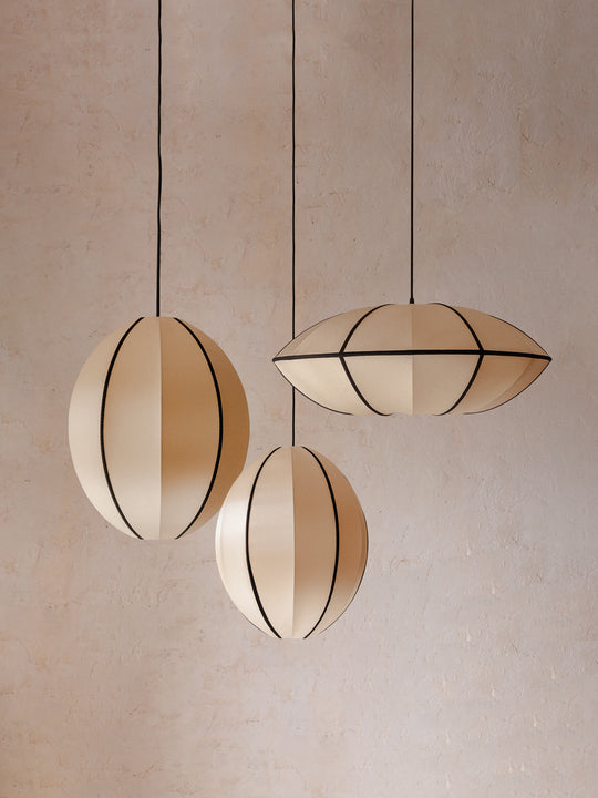 Indochina Oval Classic Cream Lamp