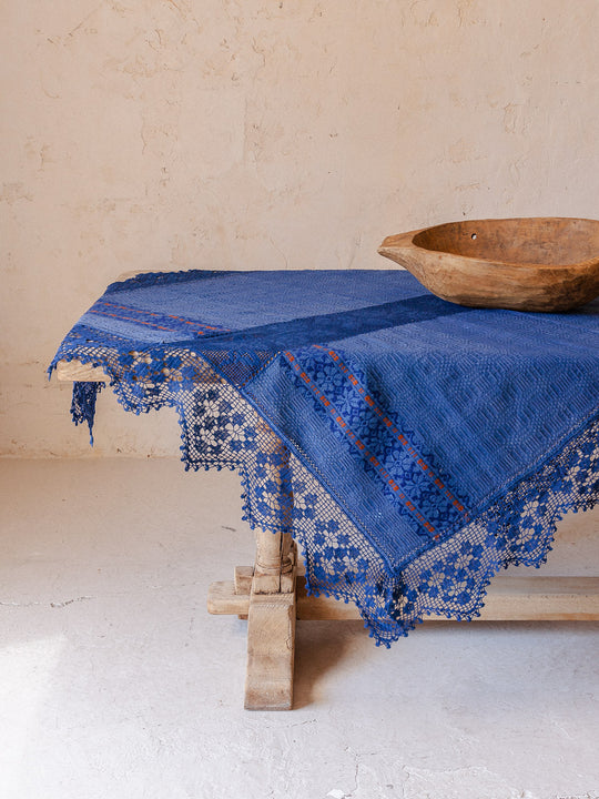 Mantel cáñamo húngaro bordado a mano