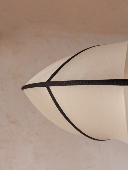 Indochina UFO Classic Cream Lamp