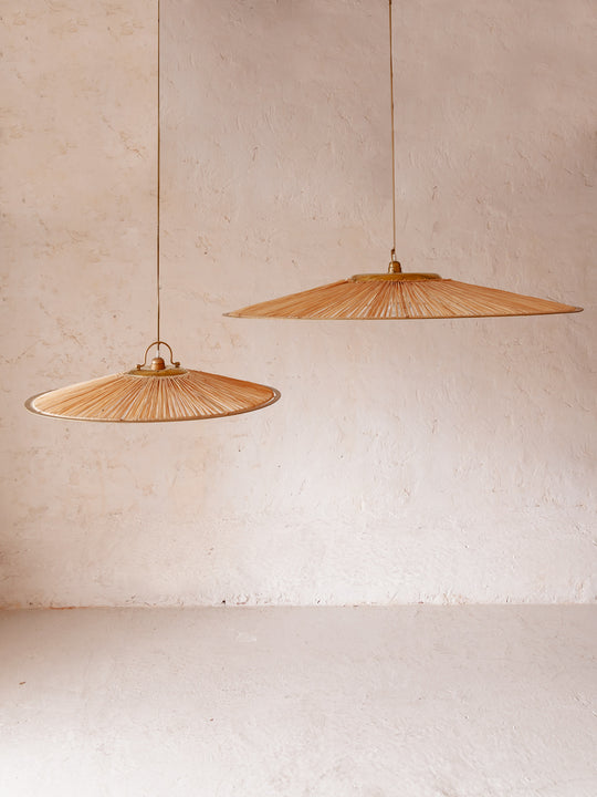 Lámpara rafia dorada