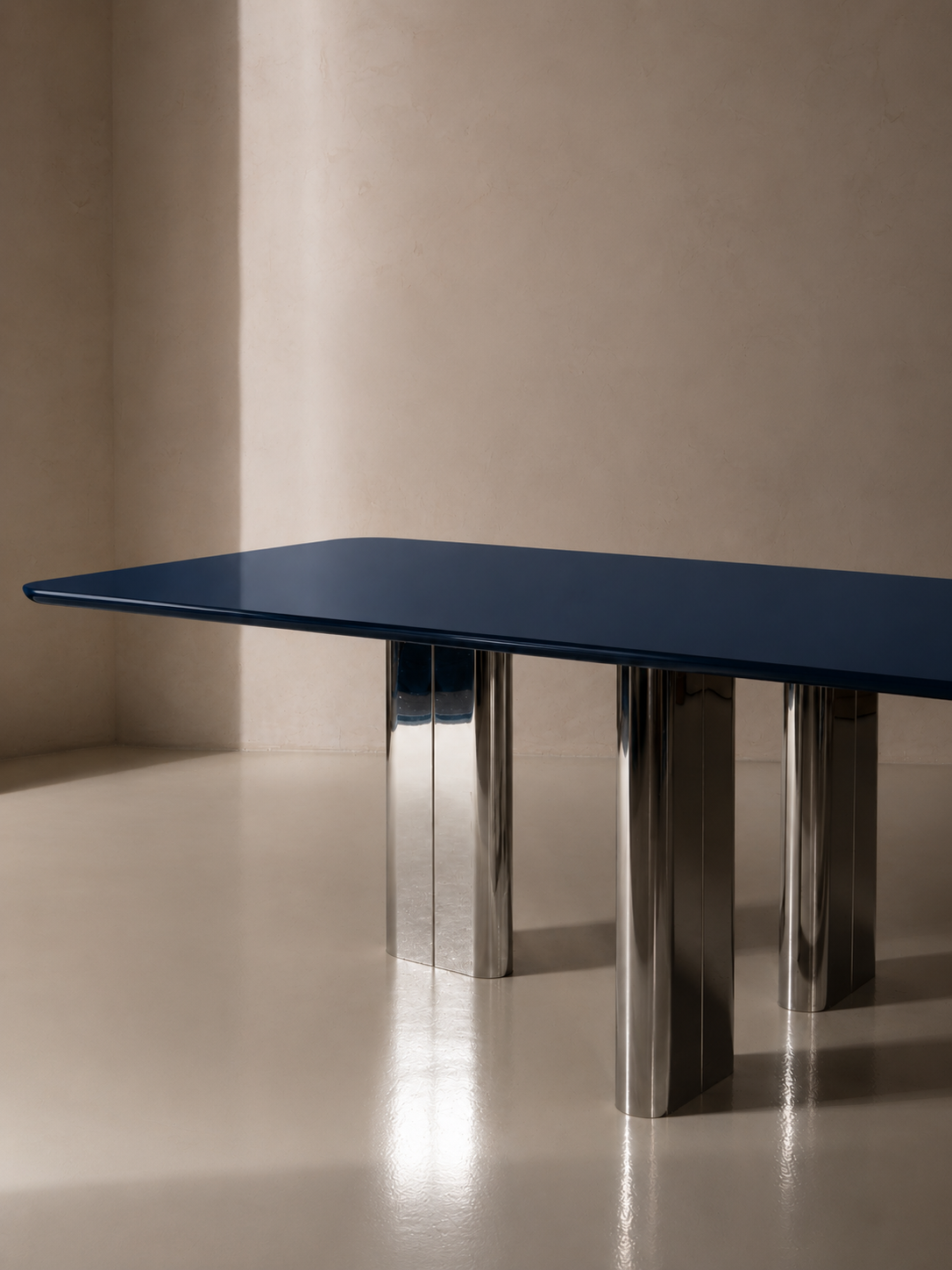 Blue lacquered table with chrome leg