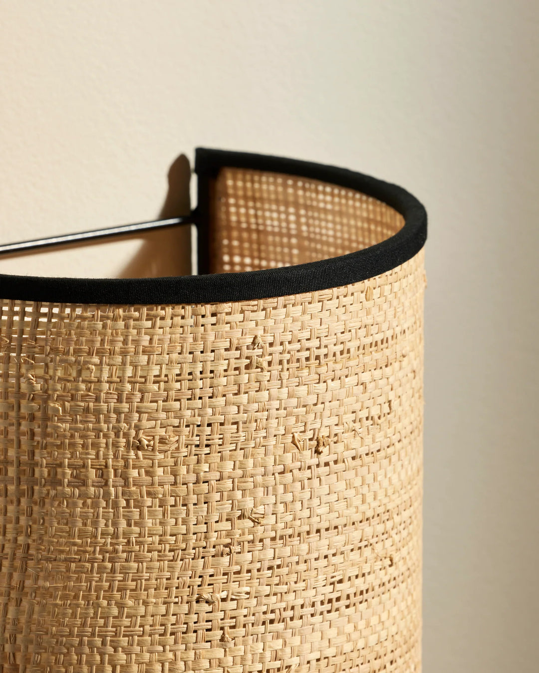 Sperone Black Raffia Lampshade Wall Lamp