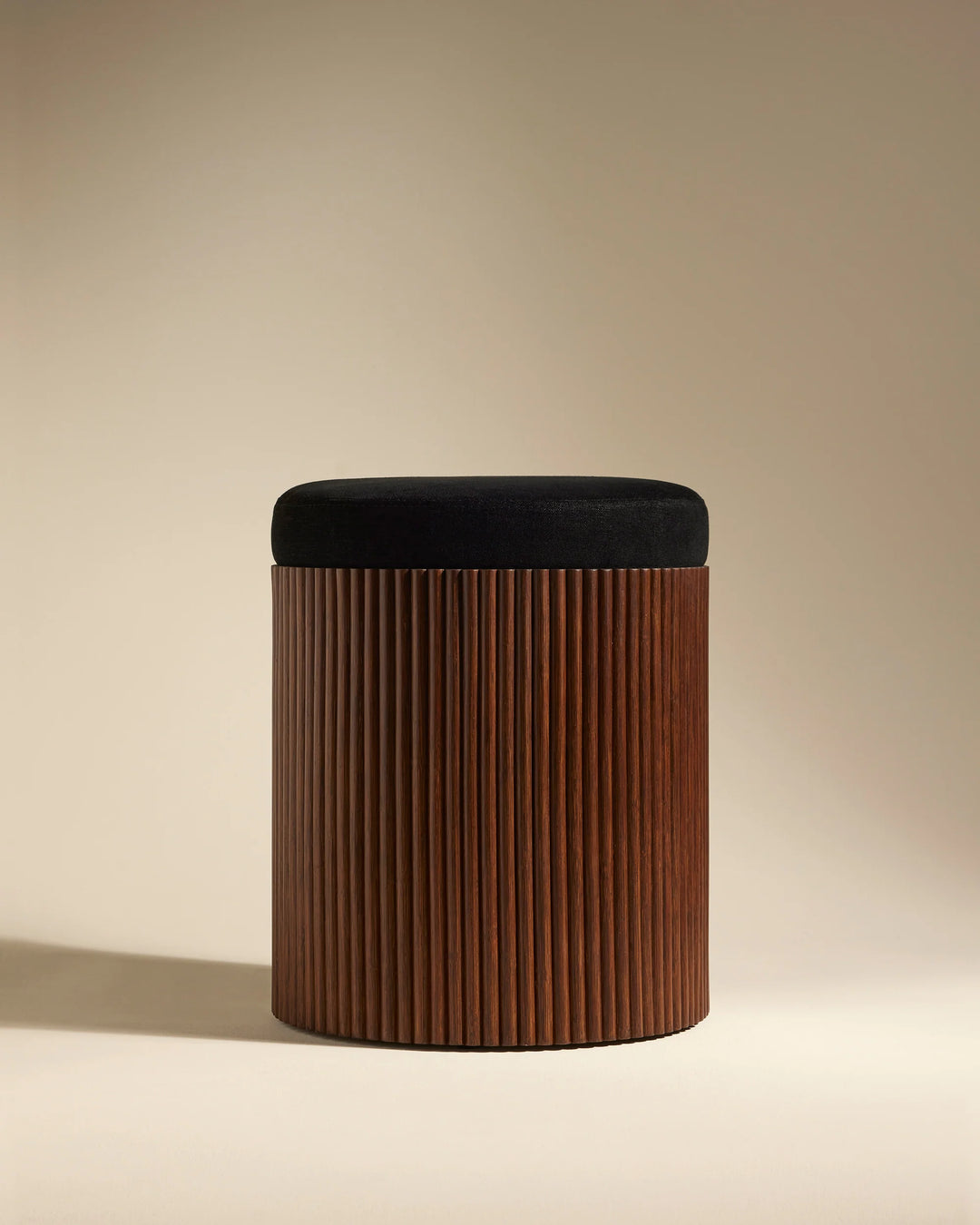 Riviera Black Pouf