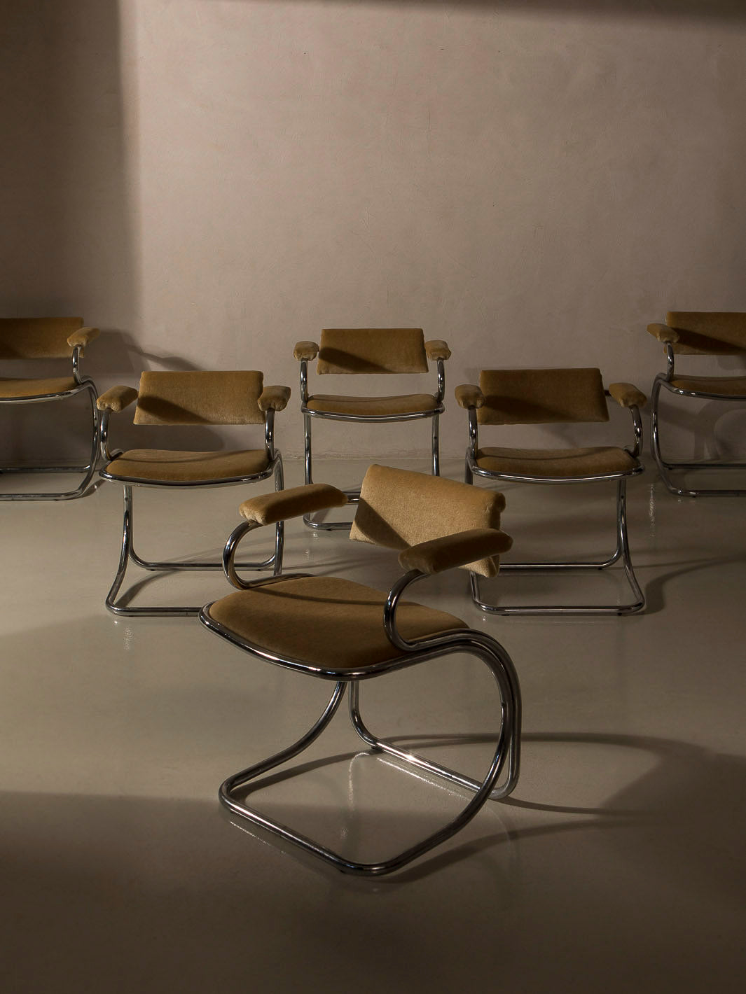 Juego de 6 sillas italianas cromo