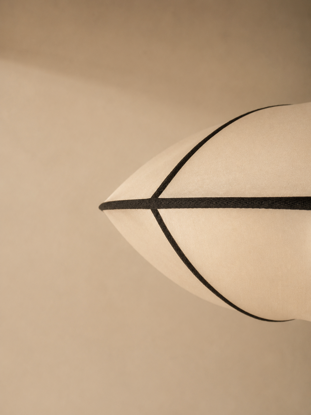 Indochina UFO Classic Cream Lamp 