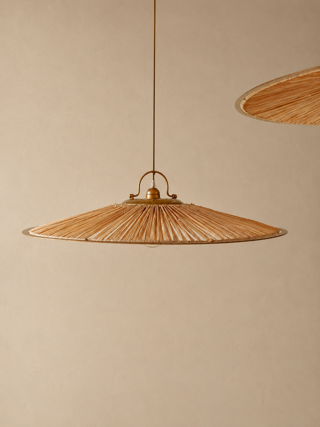 Golden raffia lamp