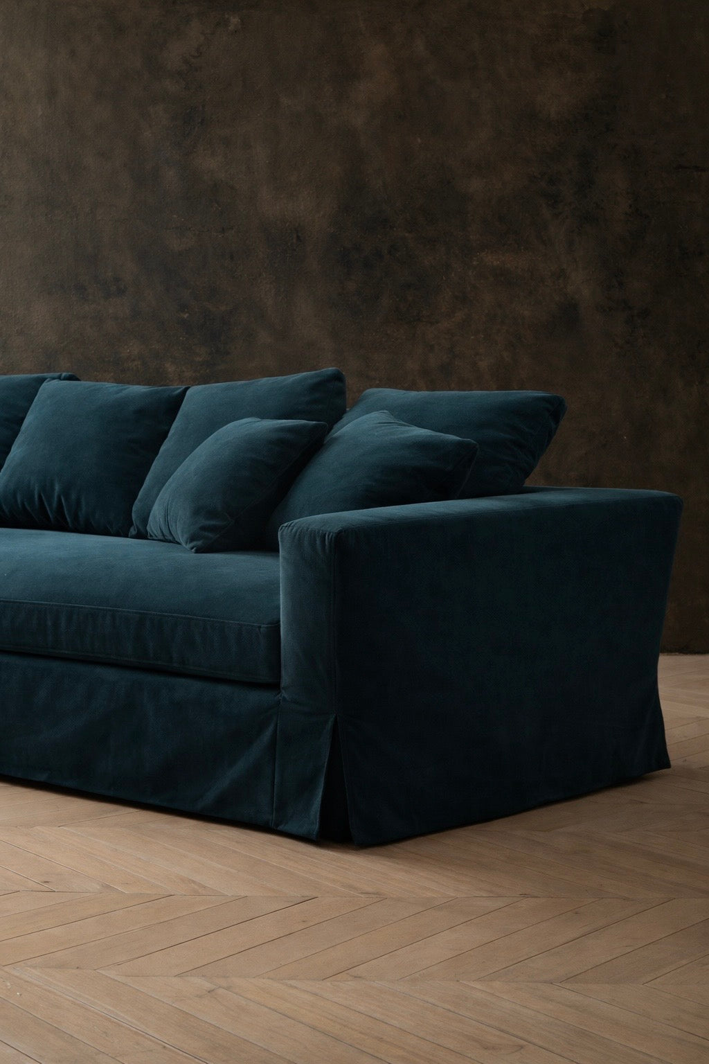 Omaanda Petrol Velvet Sofa
