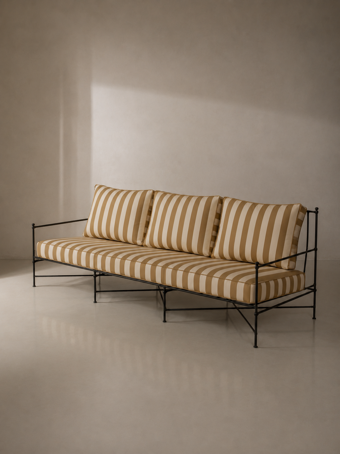 Medaillon wrought iron sofa cover 240cm Ochre and Beige