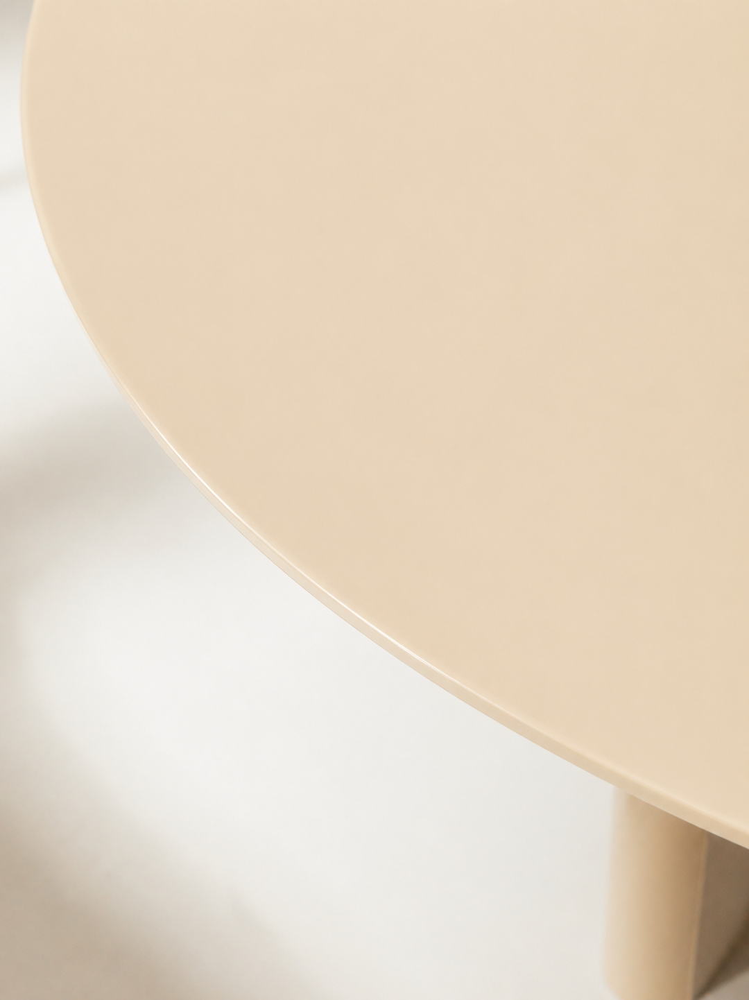 Mesa Lacada White