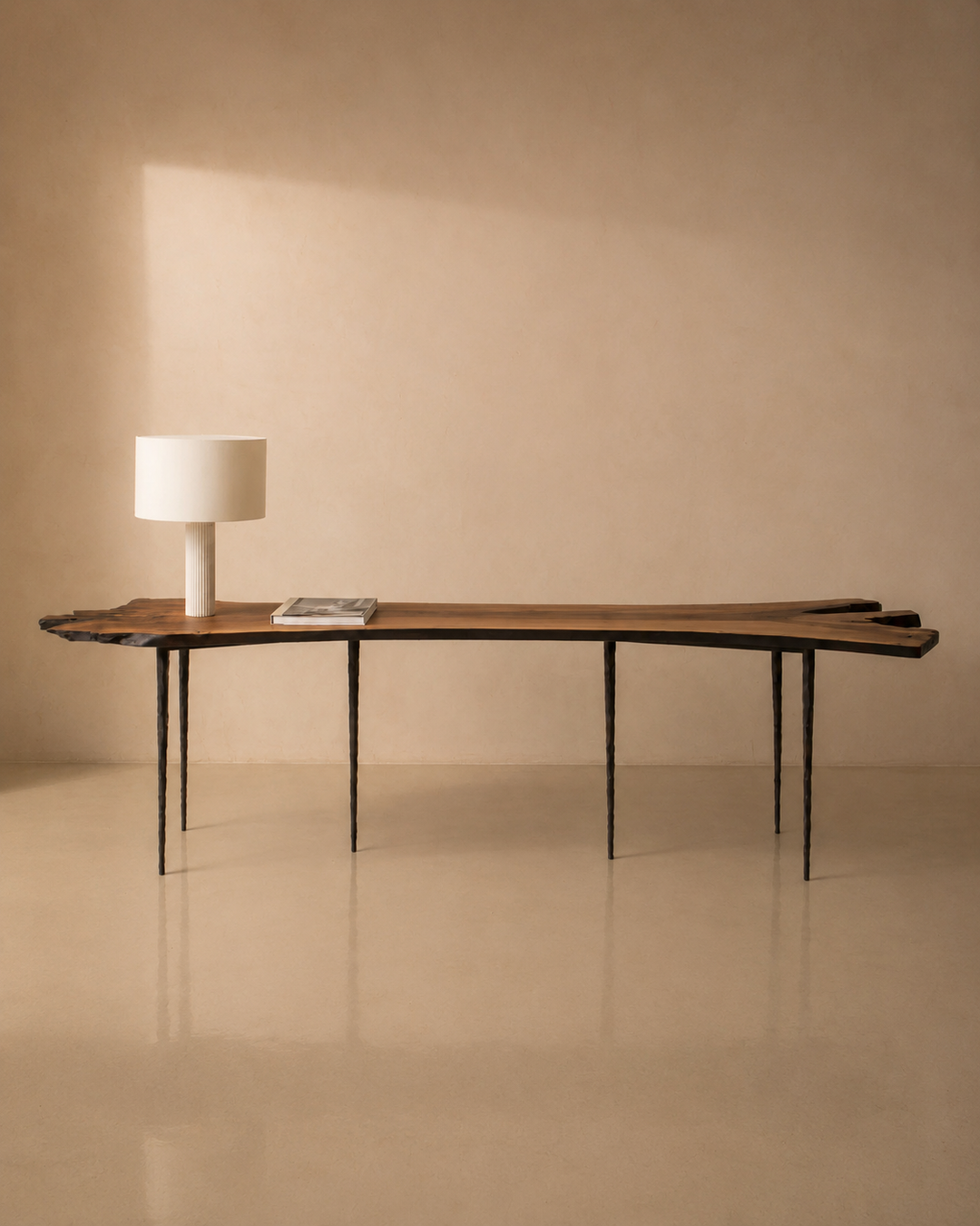 Consola de nogal 280x80x76cm