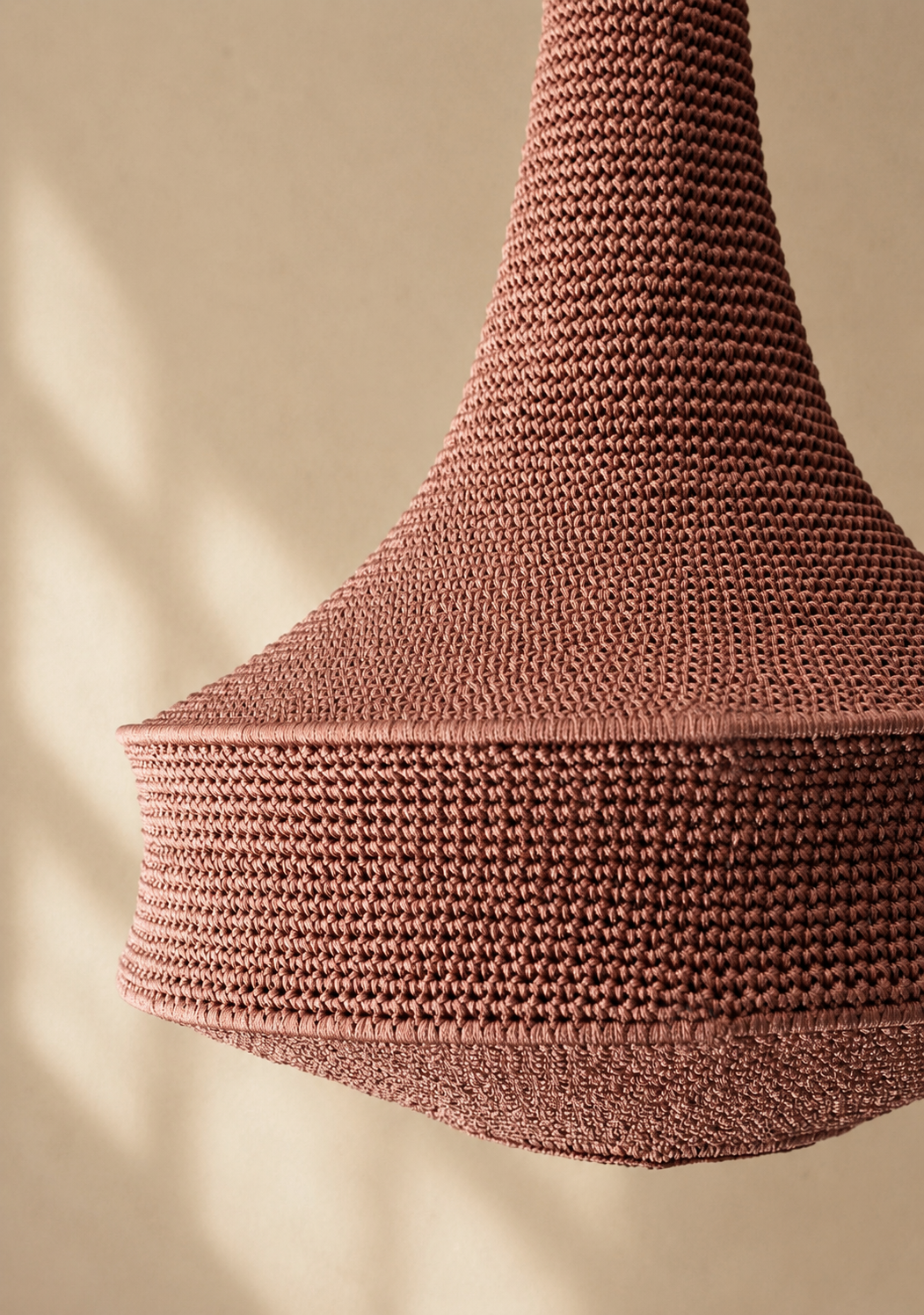 Crochet lamp J color Blush Medium