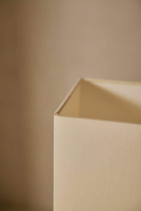 Tower floor lamp, noisette color