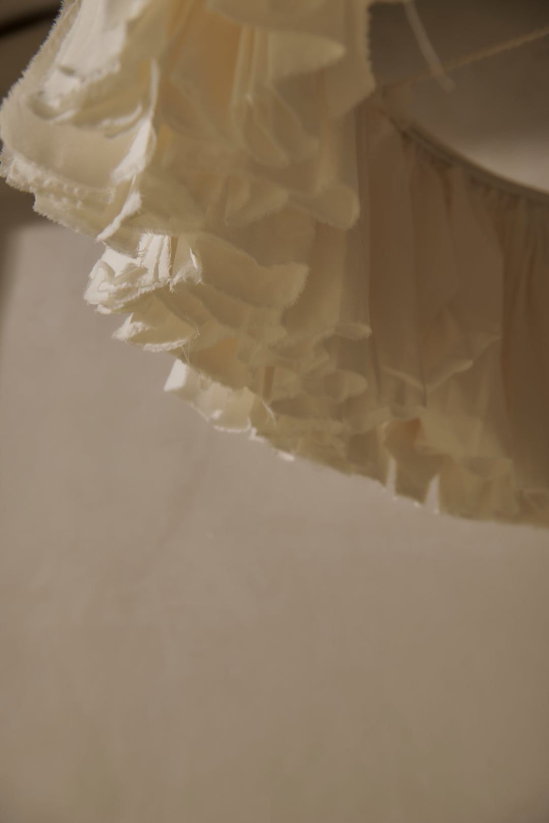 Musa XXL White Ceiling Lamp