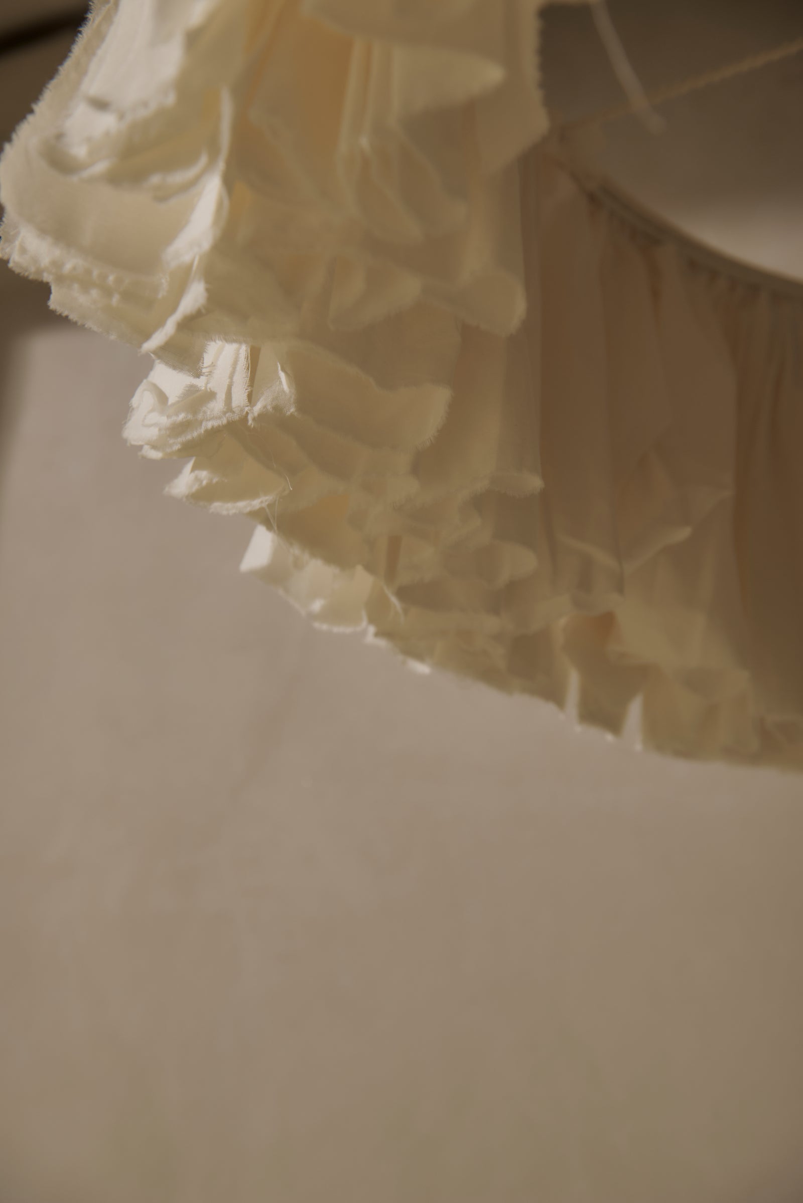 Musa XXL White Ceiling Lamp