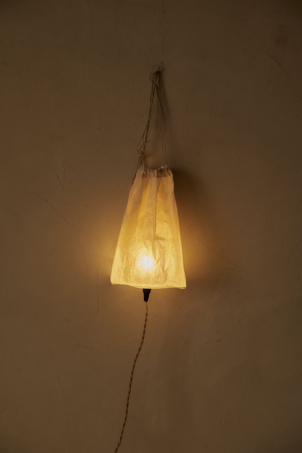 Musa Pink Ceiling Lamp