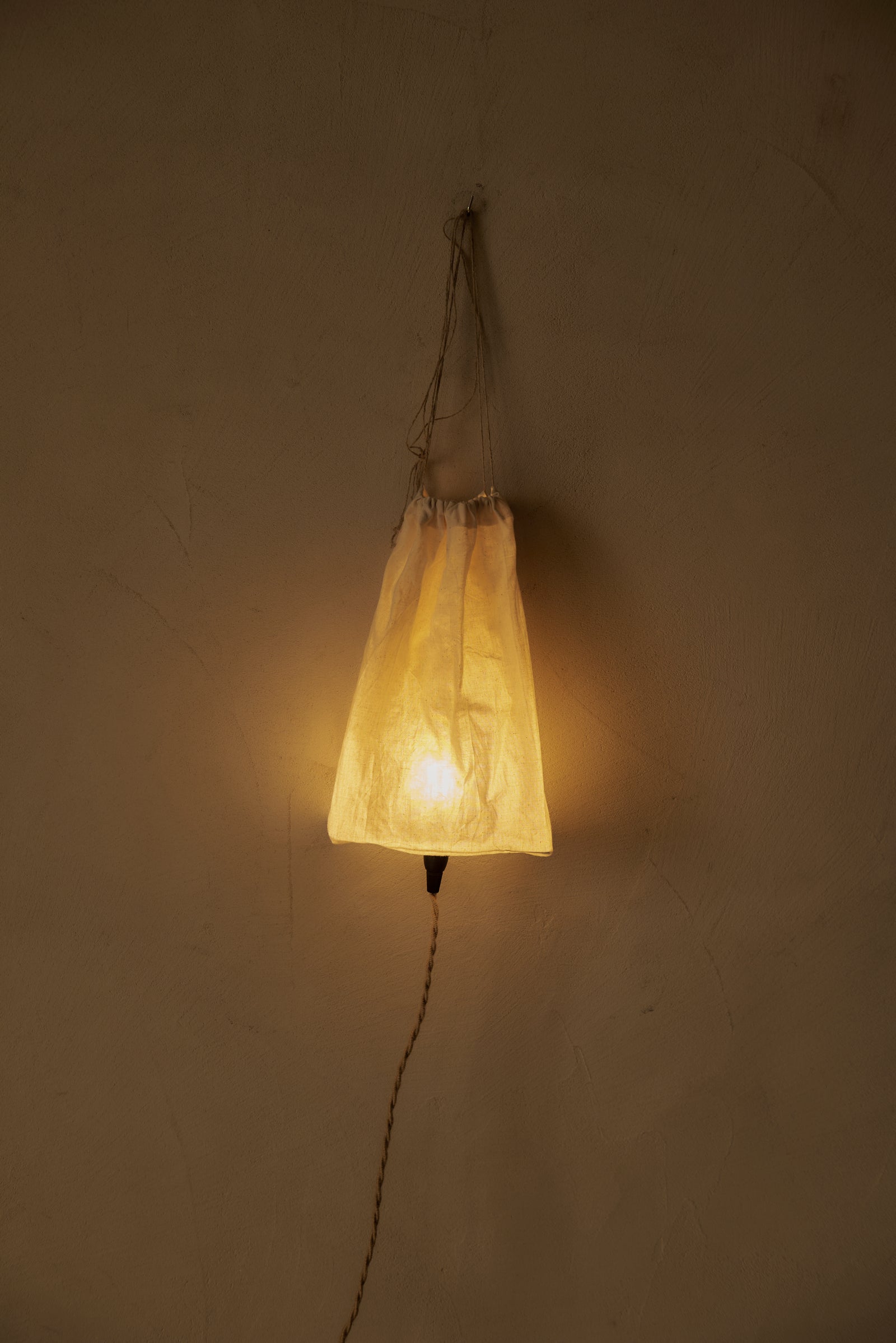 Musa Pink Ceiling Lamp