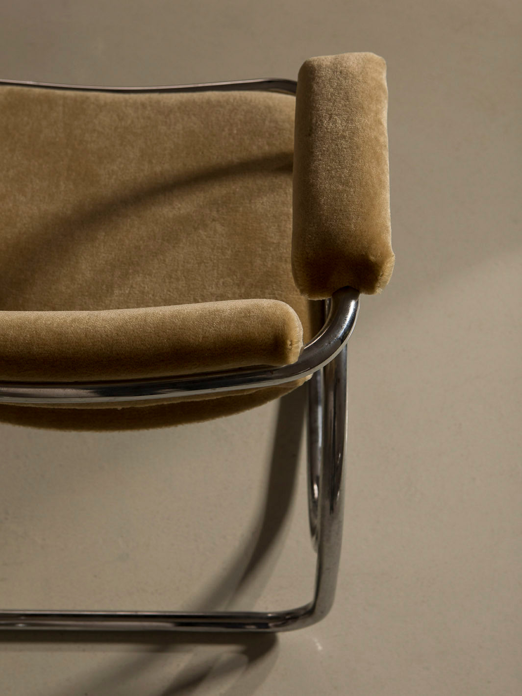 Juego de 6 sillas italianas cromo