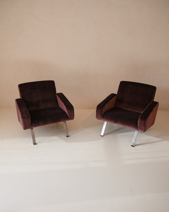 Pair of "740" armchairs by Joseph André Mote