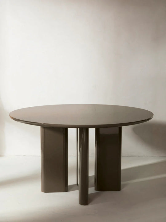 Mesa Lacada Kaki