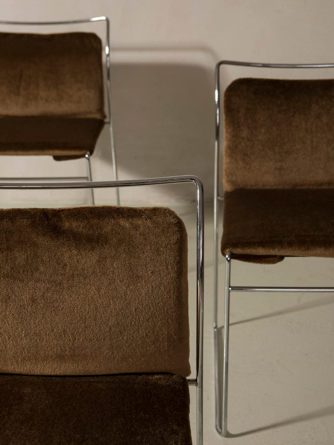 Juego 6 sillas "Tulu" de Kazuhide Takahama