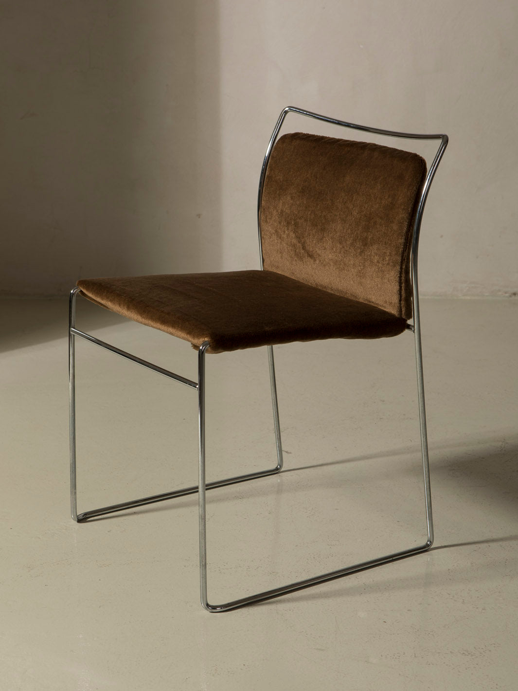 Juego 6 sillas "Tulu" de Kazuhide Takahama