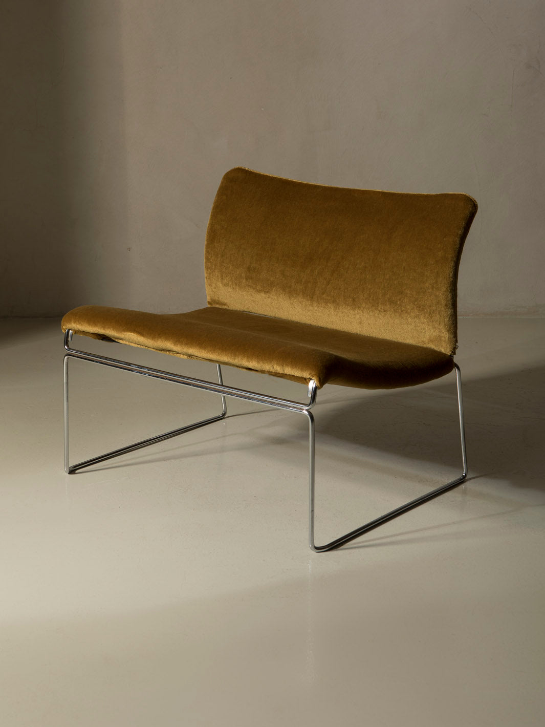 Butacas "Saghi" de Kazuhide Takahama años 70