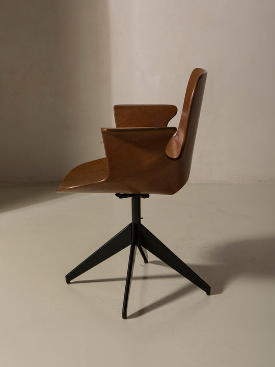 Silla "Medea" por Vittorio Nobili años 50