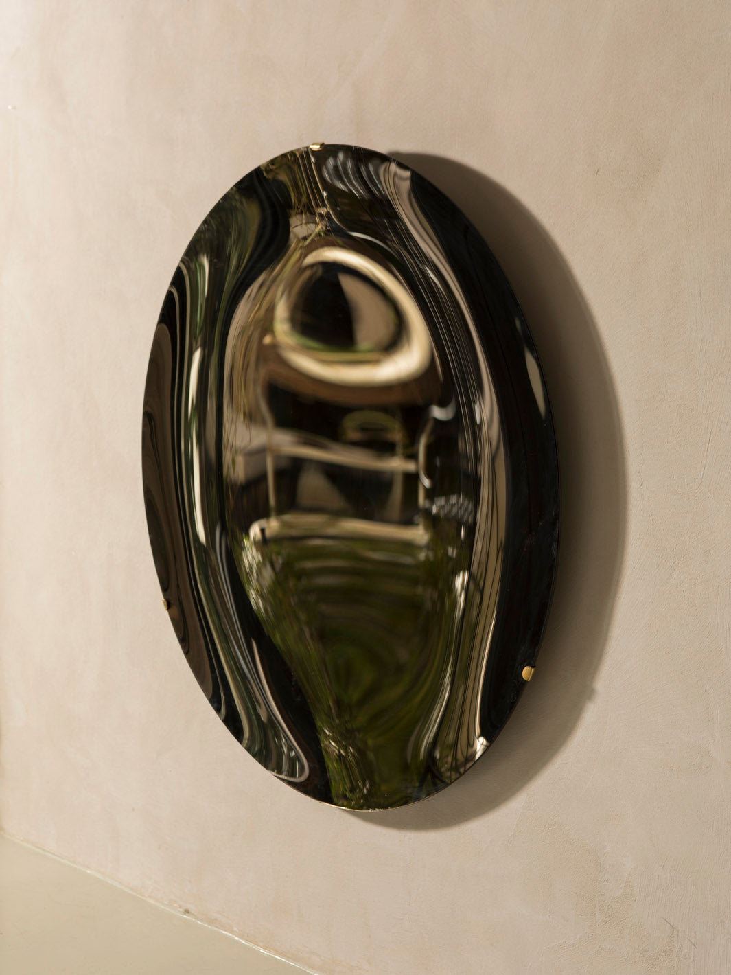 Concave bronze mirror 