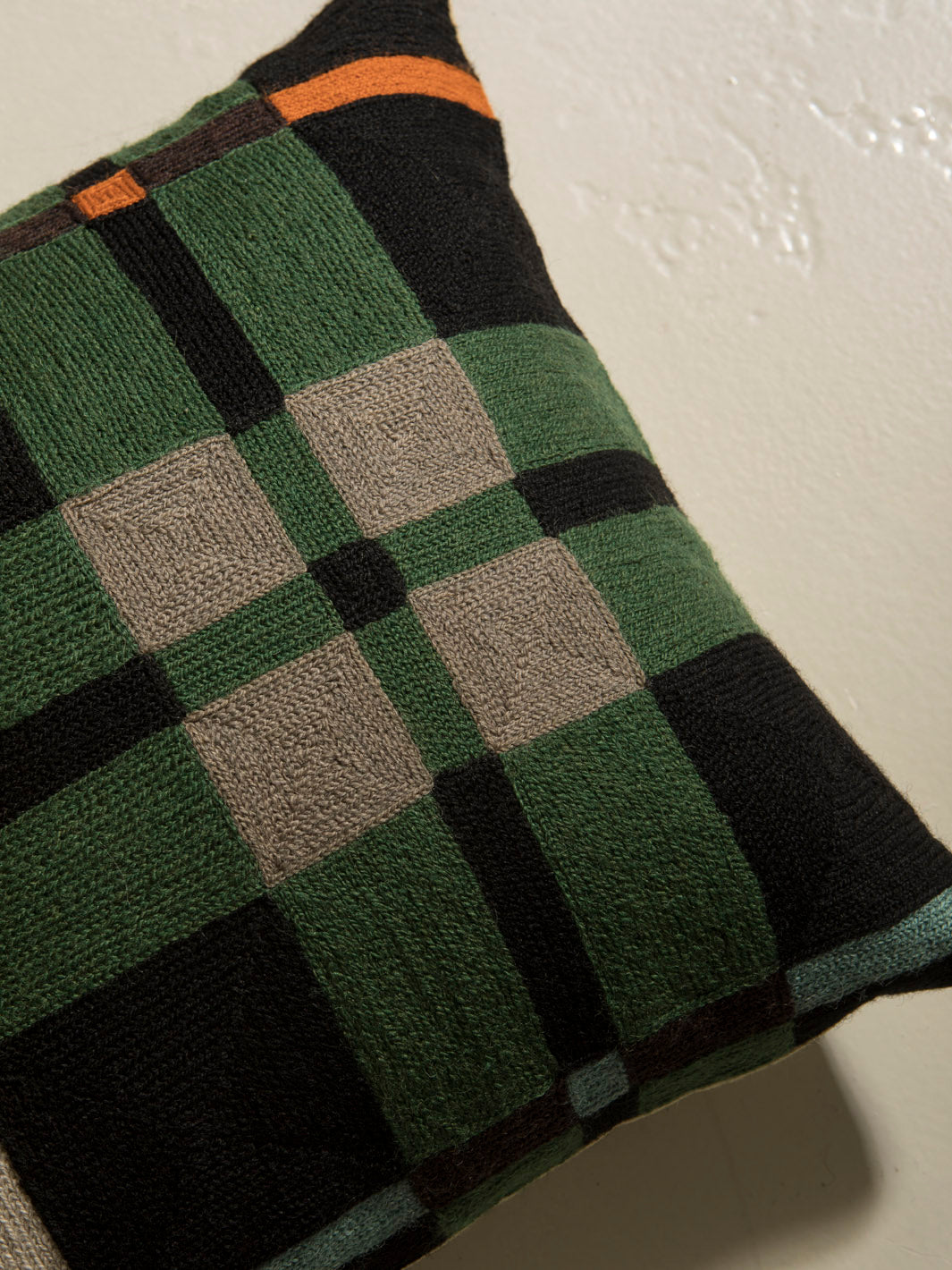 Mac Cushion 99/513 40X40cm