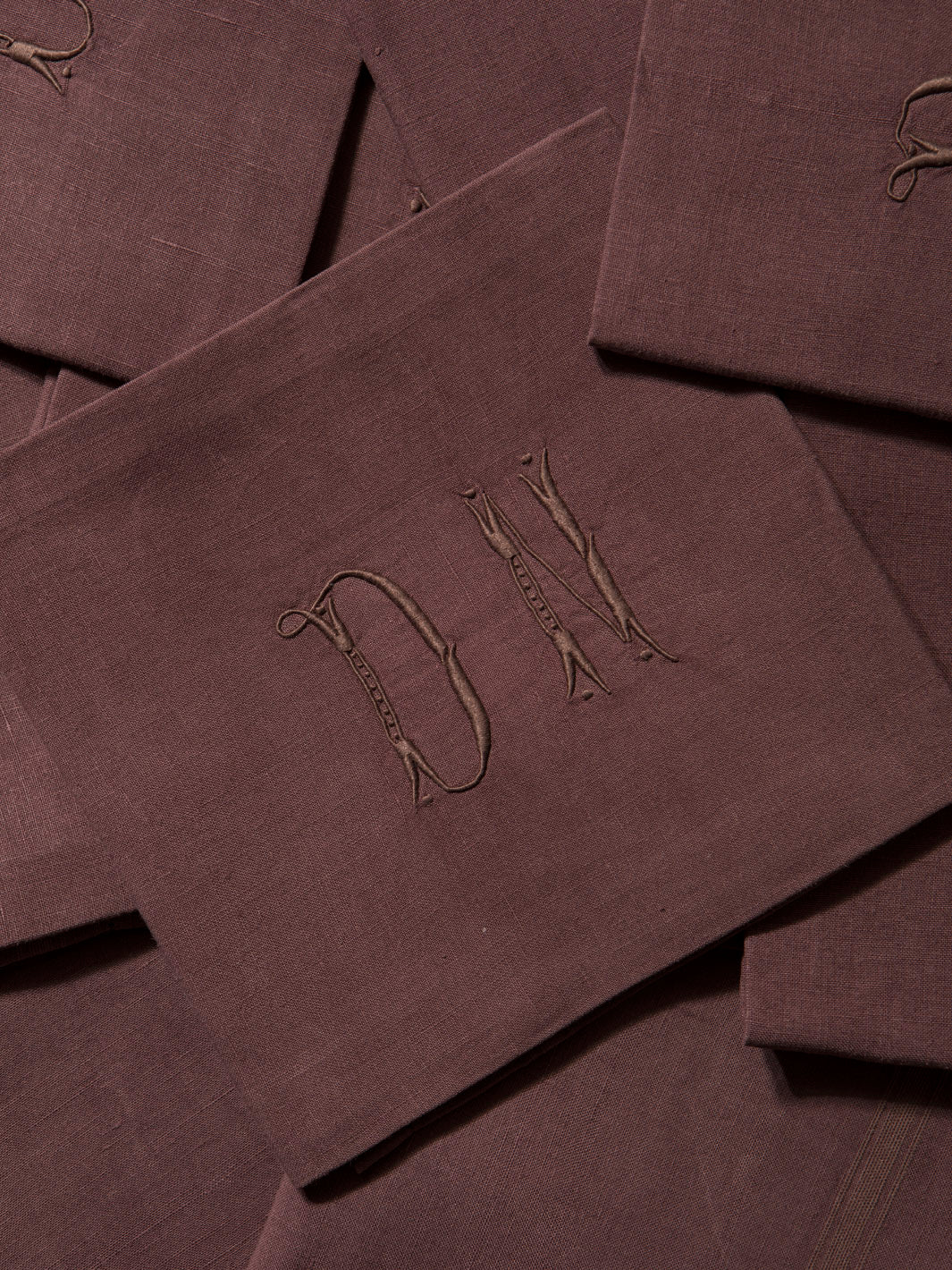 Juego de 12 servilletas de Damasco "DN"