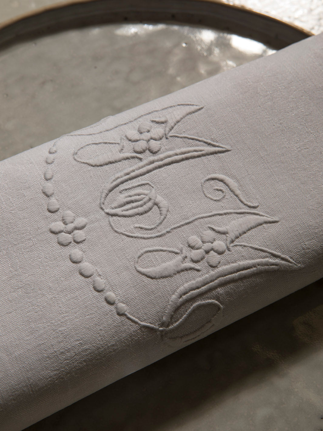 Juego de 12 servilletas de Damasco "MM"