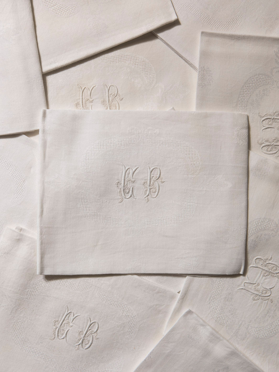 Juego de 10 servilletas de Damasco "CB"