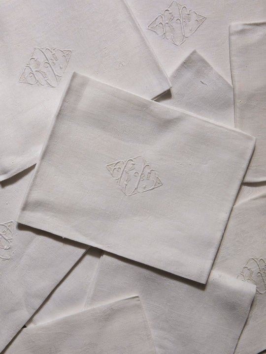 Juego de 12 servilletas de Damasco "RF"