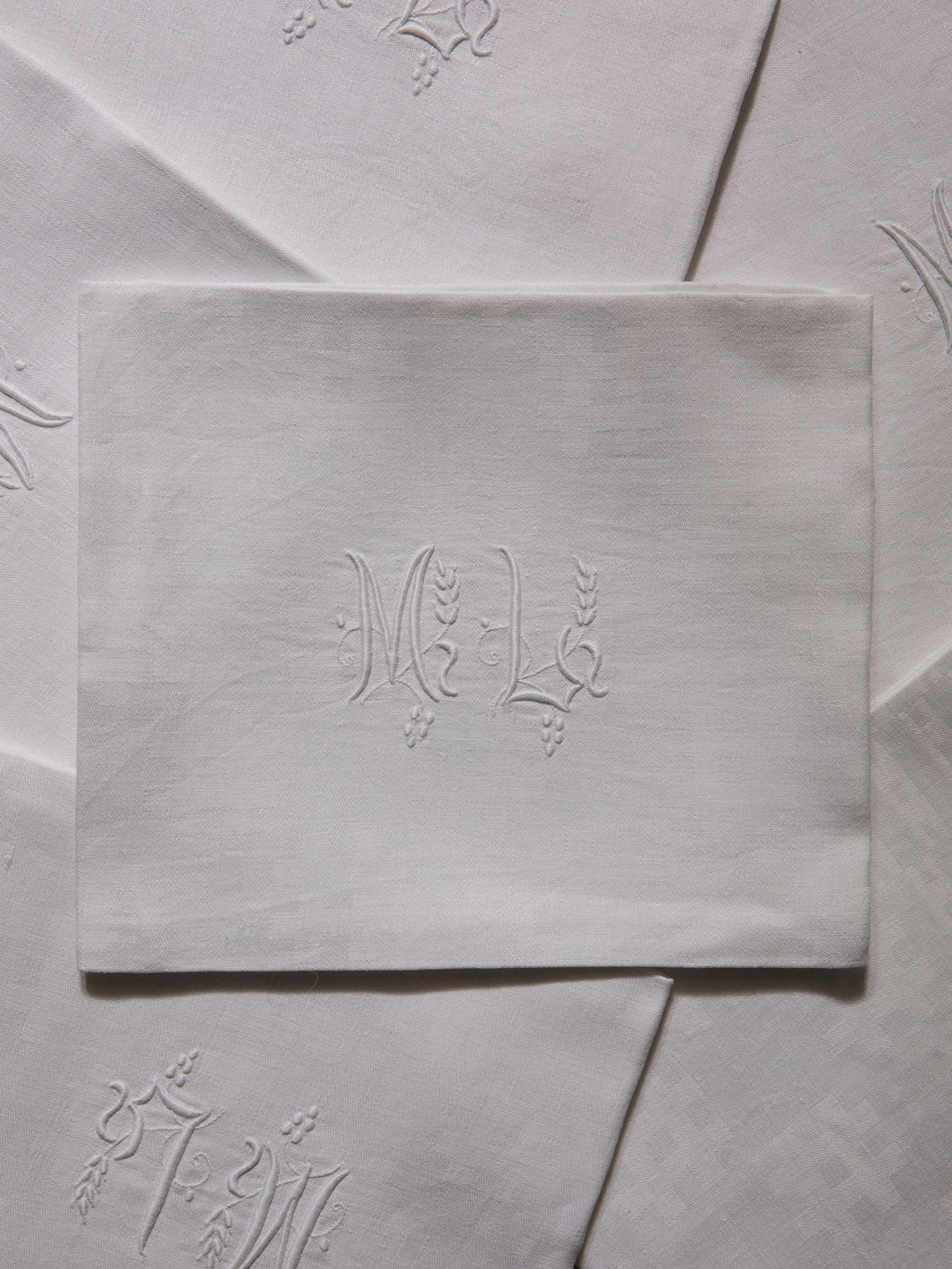 Juego de 6 servilletas de Damasco "ML"